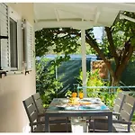 Holiday home Aelia House - Elia