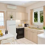 Aelia House - Elia